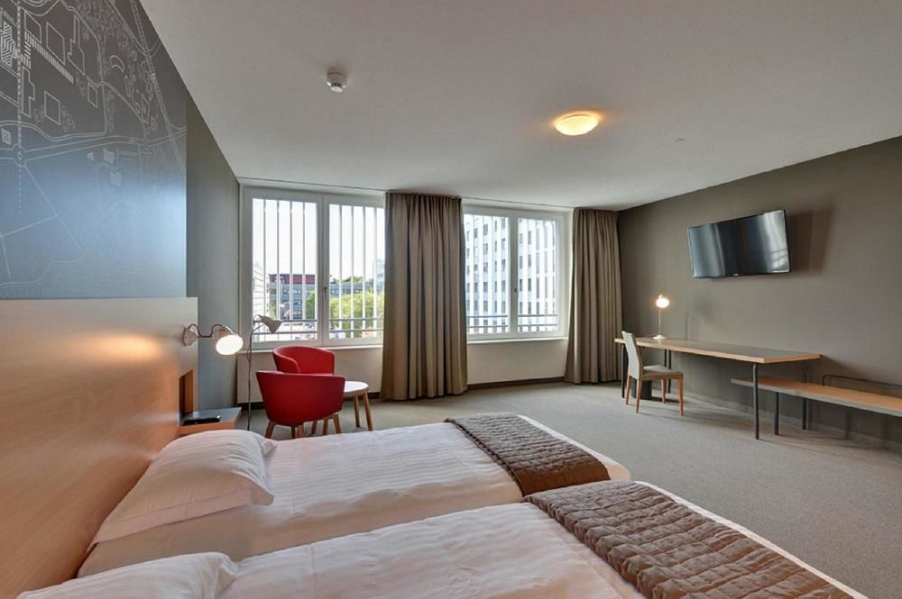 Swisstech Hotel 2*